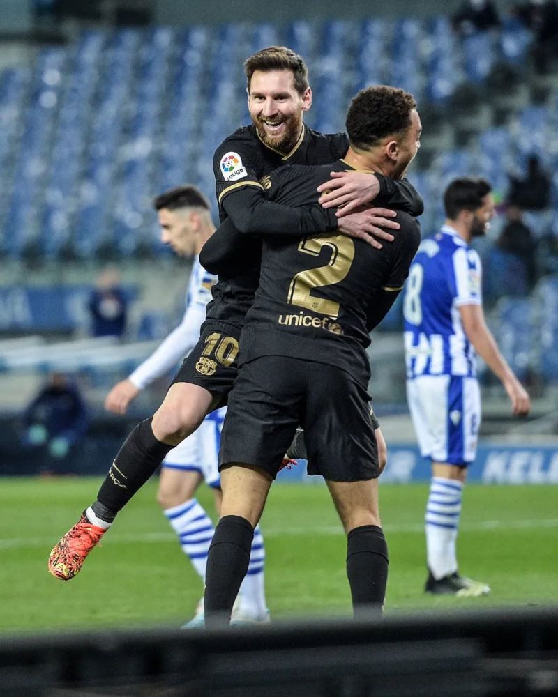 岭北雄鲨队爆冷川蜀山猫队，冰球杯赛上演耐力碾压对手！豪门底蕴再次显现的简单介绍