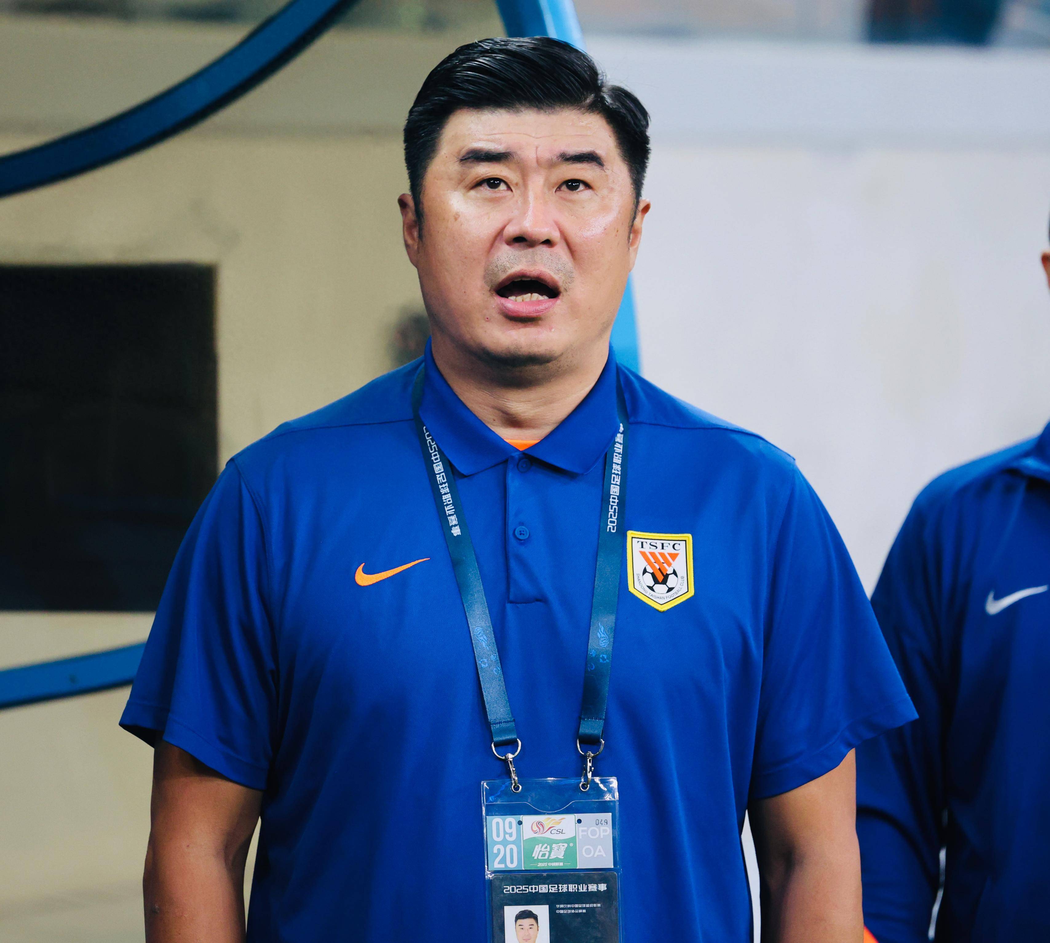 荷甲赛后再迎强敌；武汉三镇完成体检；主帅态度：气氛紧张；赛季目标并未改变的简单介绍