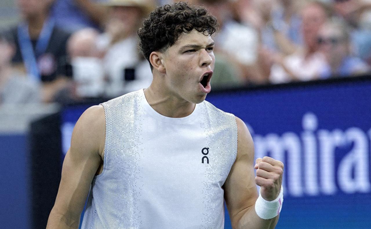 穆古鲁扎回归赛场,逆转首场状态亮眼,TL观众沸腾!的简单介绍 穆古鲁扎回归赛场,逆转首场状态亮眼,TL观众沸腾!的简单介绍